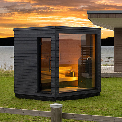 Outdoor 5-Person Traditional Sauna, Alder & Spruce, Pre-Assembled